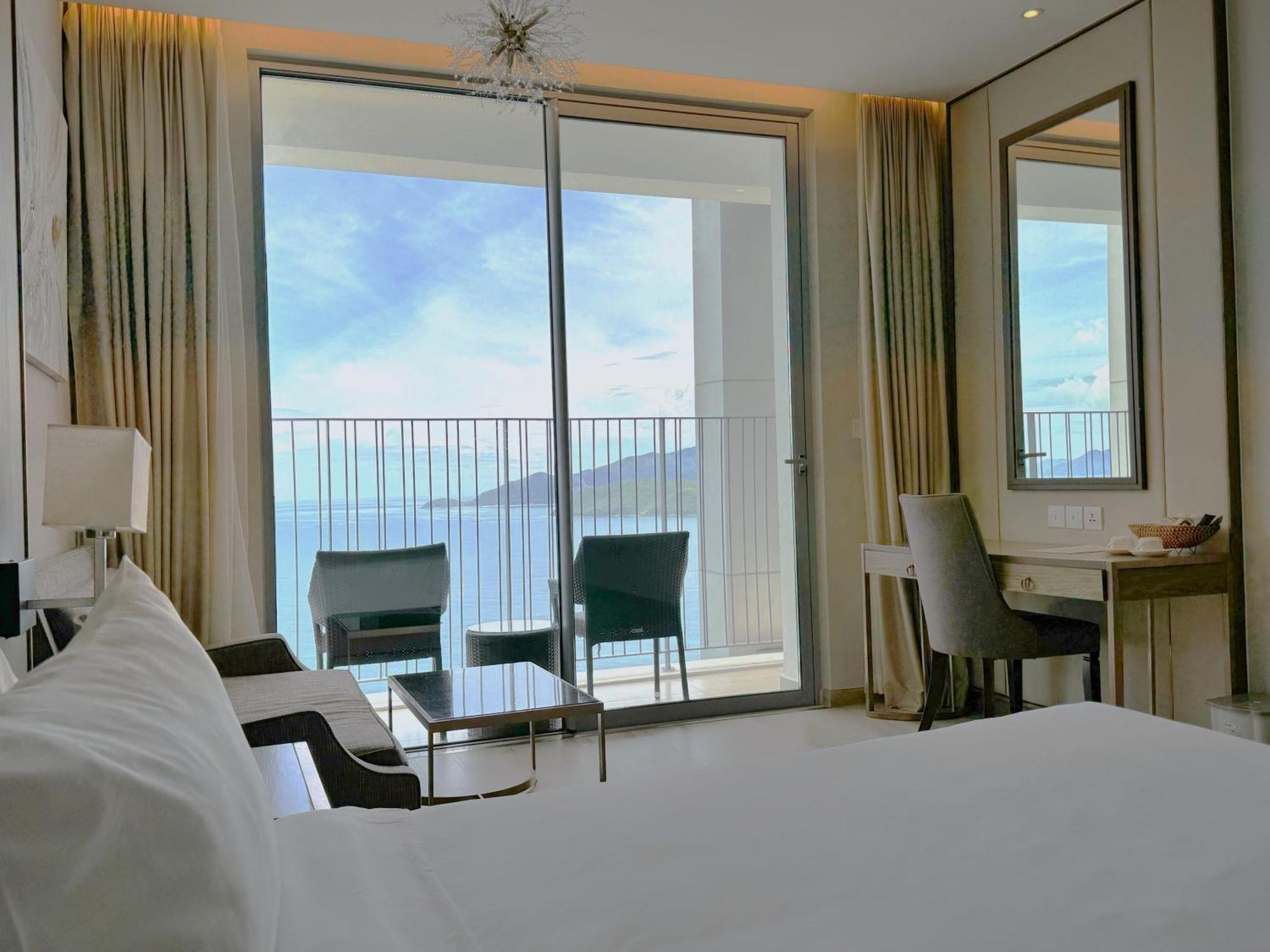 Wise Stay Panorama Condotel Nha Trang Exteriör bild