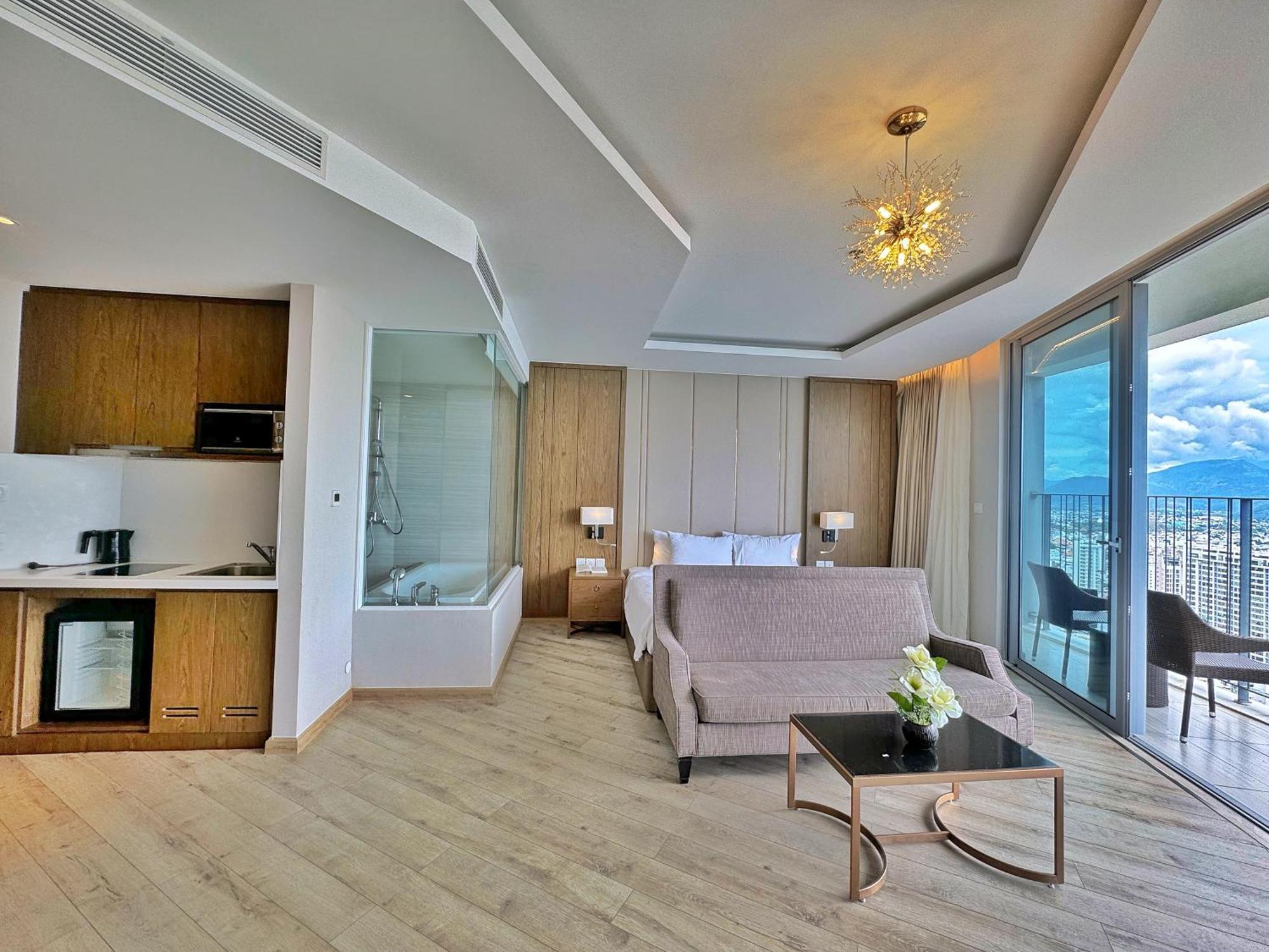 Wise Stay Panorama Condotel Nha Trang Exteriör bild