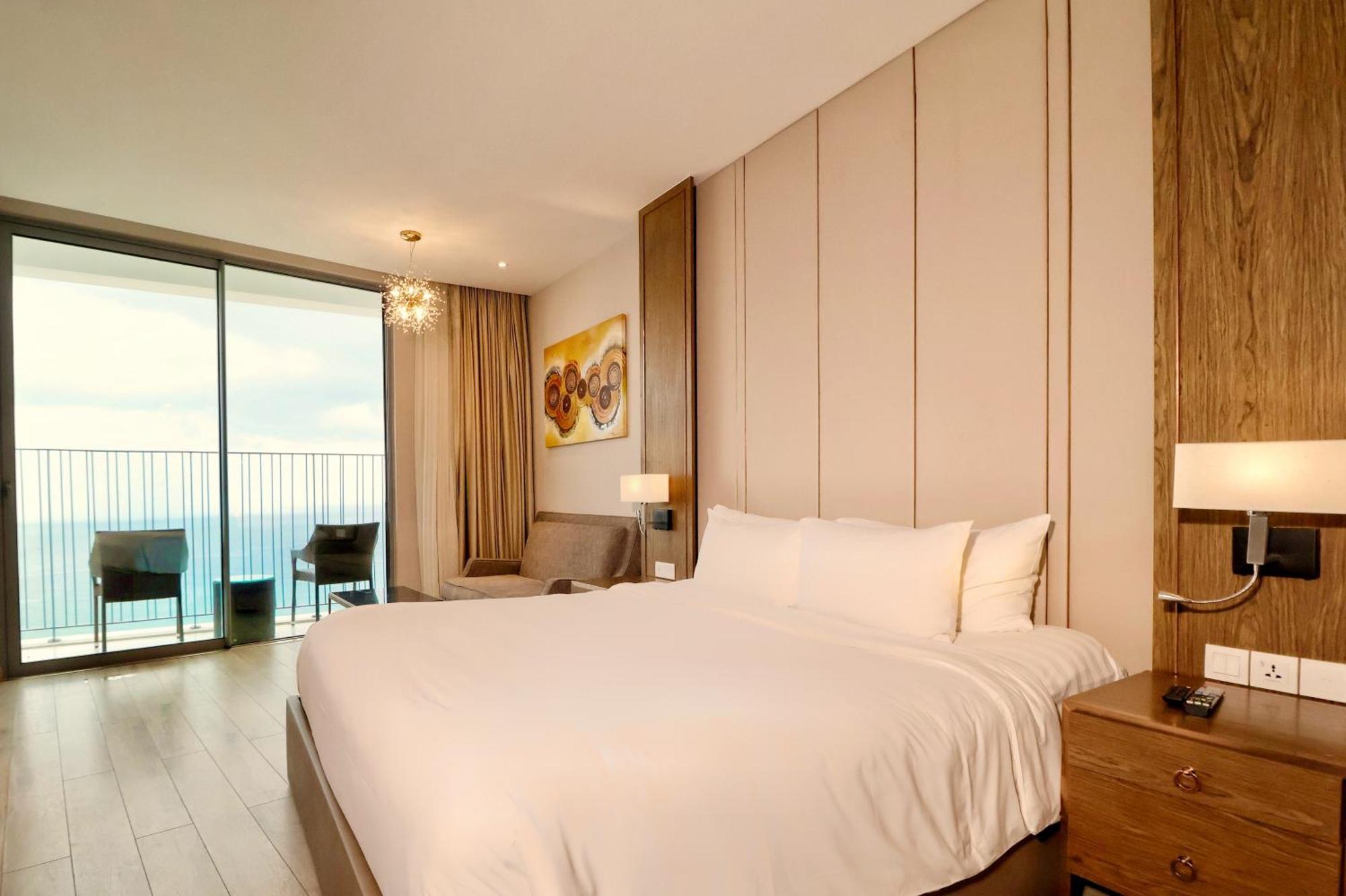 Wise Stay Panorama Condotel Nha Trang Exteriör bild